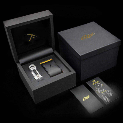 39MM Visionary Plain Case & Black Dial Watch - Yellow Gold